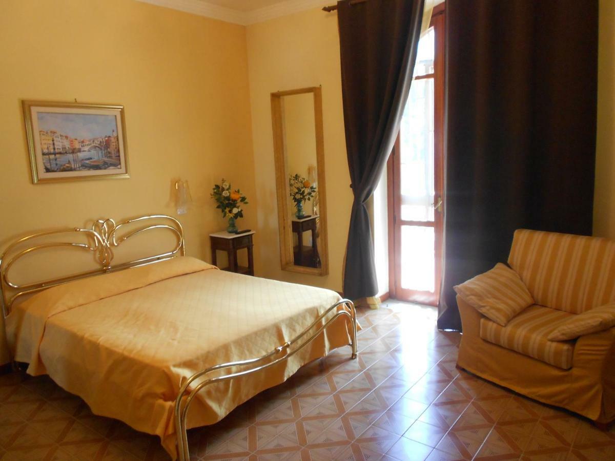 B&B Villa Di Bartolomeo Capaccio Exterior photo