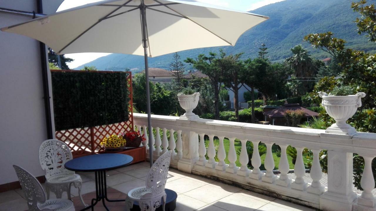 B&B Villa Di Bartolomeo Capaccio Exterior photo